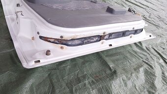 Ford Ranger: Dveře LZ bílé - 15