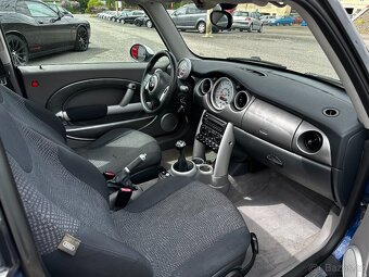 MINI COOPER 1,6i - PANORAMA - PO SERVISE - NOVÁ STK - 15