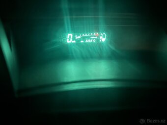 Toyota Yaris 1,0 VVT-i 50 KW r.v. 2000 - 15