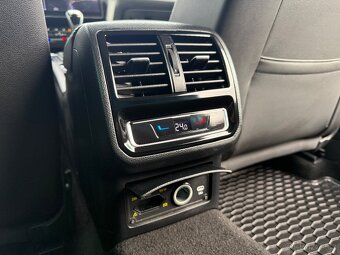 VW PASSAT B8 2.0 TDi EVO MATRIX VIRTUAL WEBASTO KAMERA 2022 - 15