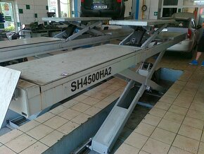 Vybavení pneu-autoservisu( zvedák,zouvačka,vyvažovačka) - 15