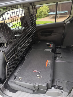 Ford Transit Connect Kombi, najeto 54.050 km - 15