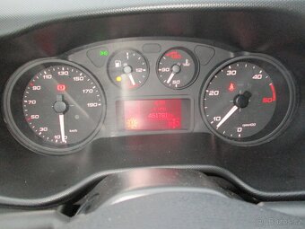 Iveco 35S18 3,0L 10 palet čelo, ev.č. 26008 - 15