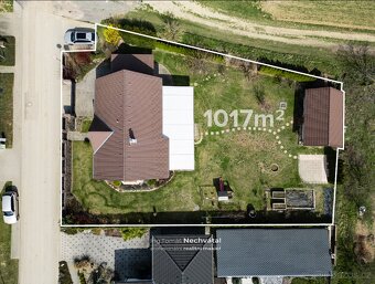 Prodej samostatně stojícího rodinného domu 5+kk s garáží - 15