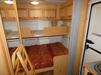 Karavan rk2005 kompaktní velikost 6.81cm -1131kg PĚKNÝ STAV - 15