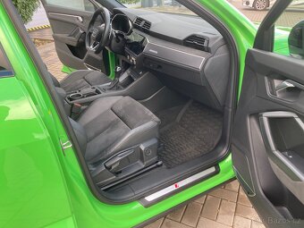 Audi RS Q3 2,5 TFSI 294kw - najeto 26tis km - 15