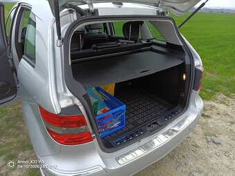 Mercedes Benz B - 15