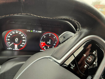 Volvo XC90 2.0d 173kw R-Design AWD A/T 12/2020 DPH - 15