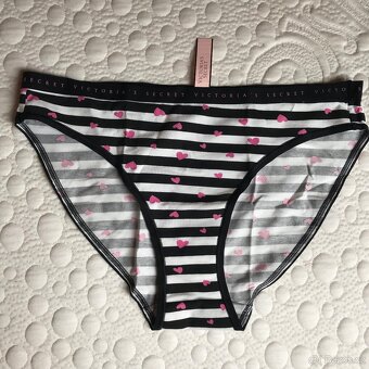 Victoria’s Secret 38C podprsenka bez kostic • kalhotky - 15
