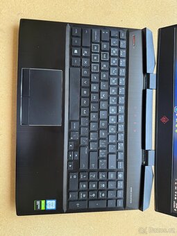 Herní notebook OMEN by HP 15-dc1103nc - 15