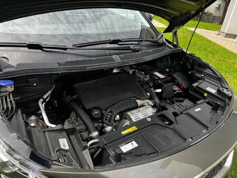 Peugeot 3008 Allure 1.2i 96Kw r.v2019 Nové v ČR - 15