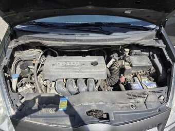 Toyota Corolla Verso 1.8, 7 mist, benzín - 15
