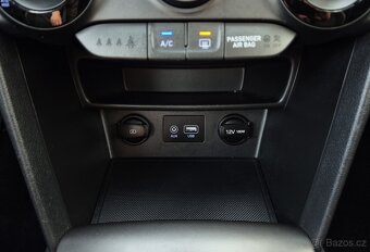 HYUNDAI KONA 1.6CRD 1 MAJITEL LED AKT.ŘÍZENÍ PARK. KAMERA - 15