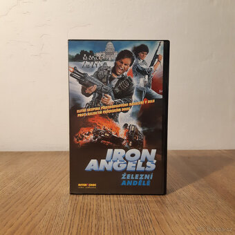 18x VHS video kazety #1 /SLEVA/ - 15