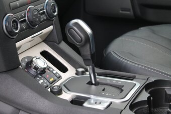 Land Rover Discovery 3.0SDV6 180kW 7/2011 PANORAMA 7M - 15