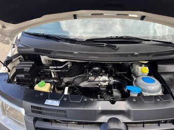 VW TRANSPORTER T5 1.9TDI 77KW 6 MÍST R.V.2004 - 15