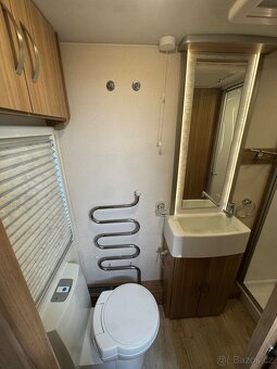 🔱 Luxusní karavan Lunar Clubman SI 2019 🔱 ALDE MOVER SOLAR - 15