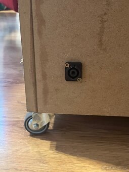 Subwoofer Dayton Ultimax 18" 1000W RMS - 15