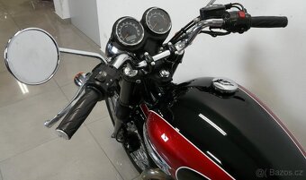 Triumph Bonneville T 100 - 15