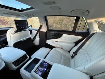 Lexus LS500h SUPERIOR - 15