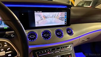 Mercedes-Benz E Class Coupé EQ Hybrid 2020 - 15