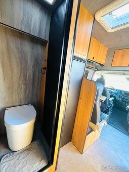 Obytné auto , Perfektní stav 3.0 Hi-Matic, 130   . - 15