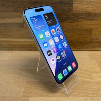 iPhone 15 Pro 256GB, bílý, 100% baterie (rok záruka) - 15