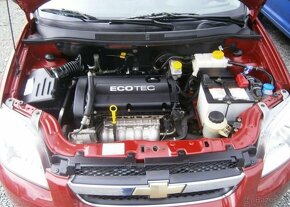 Chevrolet Aveo 1.4i CZ,1.maj,klima benzín manuál 74 kw - 15