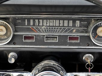 Ford Mustang Cabrio - 15
