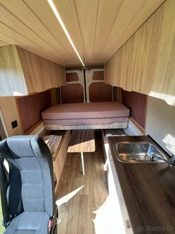 Volkswagen Crafter, Obytná dodávka - 15