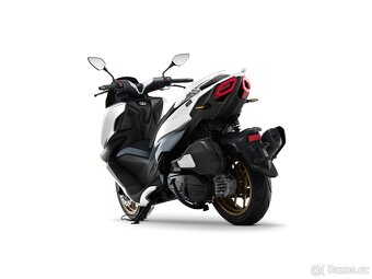 Malaguti Madison 125 ABS akční cena 77990 + helma zdarma - 15