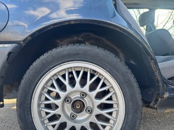 Ford Sierra 2.0i OHC Ghia - 15