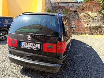 Vw Sharan 1.8t Family - 15
