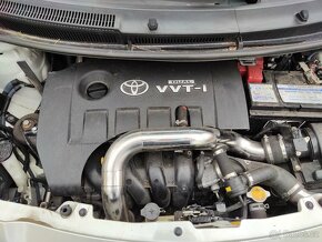 Toyota Yaris 1.8 TS compressor 215k - 15