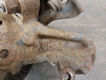 Pravá přední těhlice 1K0407256T Škoda Yeti a jiné vozy - 15