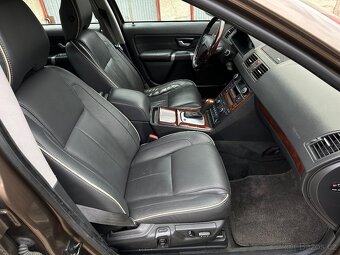 VOLVO XC90 2.4D (1. Majitel) - 15