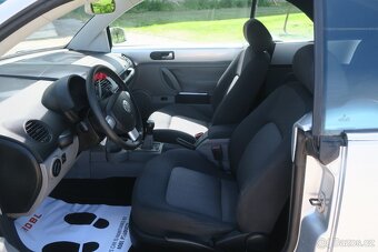 VOLKSWAGEN NEW BEEATLE CABRIOLET, 1.6i 75 kW, PĚKNÝ STAV - 15