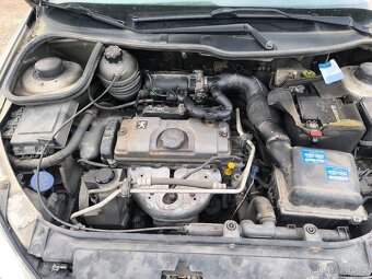 Peugeot 206, KLIMA,PĚKNÝ145KM,FACELIFT,1MAJ - 15