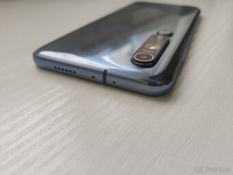 Xiaomi Mi 10 5G 8/256 GB 91% baterie - 15