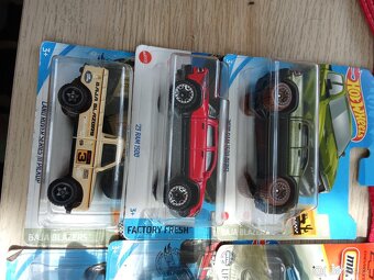 Hot wheels - 15