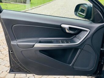 Volvo V60 2.0D 5VÁLEC AUTOMAT LED FACE SENZORY SERVISKA - 15