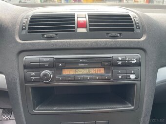 Škoda Octavia, 1,9 TDi 77kW, SERVISKA - 15