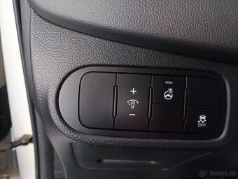 Kia Carens 7 MÍST - 15