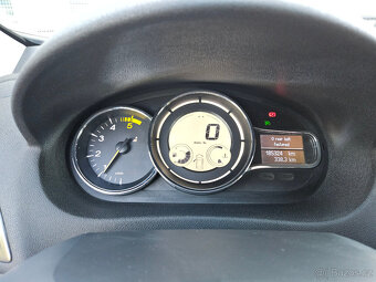Renault Megane combi 1.5 dCi, PŮVOD ČR, NAVIGACE - 15