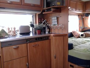 Karavan Hymer Eriba SLEVA - 15