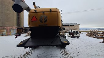 Prodám New Holland cx8.80 - 15
