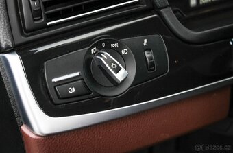 BMW Rad 5 Touring 520d xDrive - 15