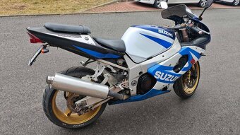 Suzuki GSX-R 1000 K1 - 15