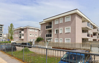 Prodej bytu 2+kk 40 m², via Verga, Montesilvano, Itálie - 15