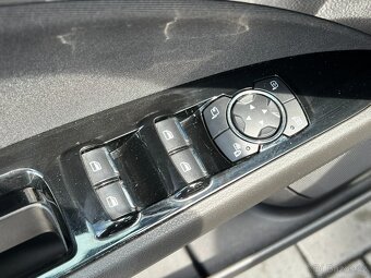 Ford Mondeo 2.0 Ecoblue 110kW TITANIUM - 15